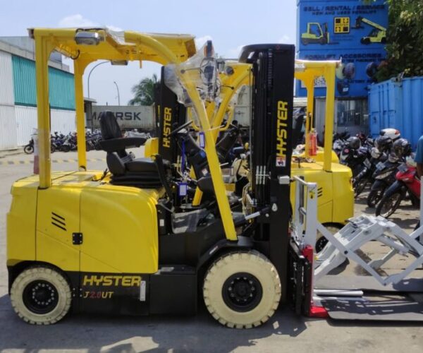 Galeri Dunia Forklift Indonesia (23) Galeri Dunia Forklift Indonesia (23)